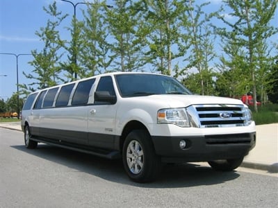 12 Passenger Expedition Luxury Rental for Weddings & Celebrations