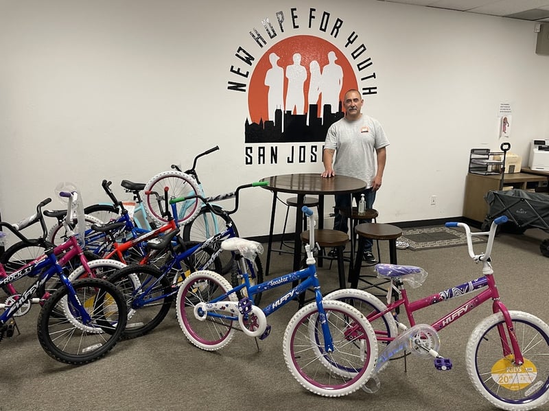 Employee Team Building Bike Giveback – Experiences – photo 4
