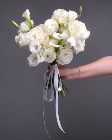 Classic White and Ivory Bridal Bouquet with Calla Lilies - Anniversary - Featured image