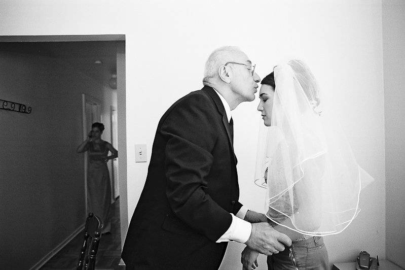 Wedding Videographer Essential Coverage 4 Hour Cinematic Story Film - Featured image