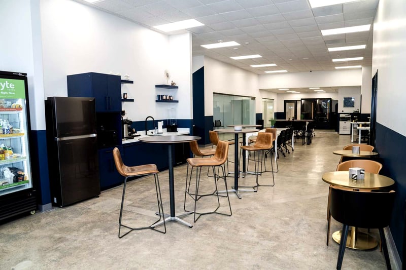 Multipurpose Space with Natural Light for Events in Moraga Blvd - Gallery image
