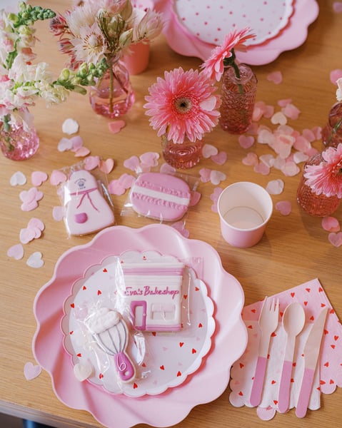 Pink Small Vase Table Decor for Elegant Gatherings and Dinners - Gallery image
