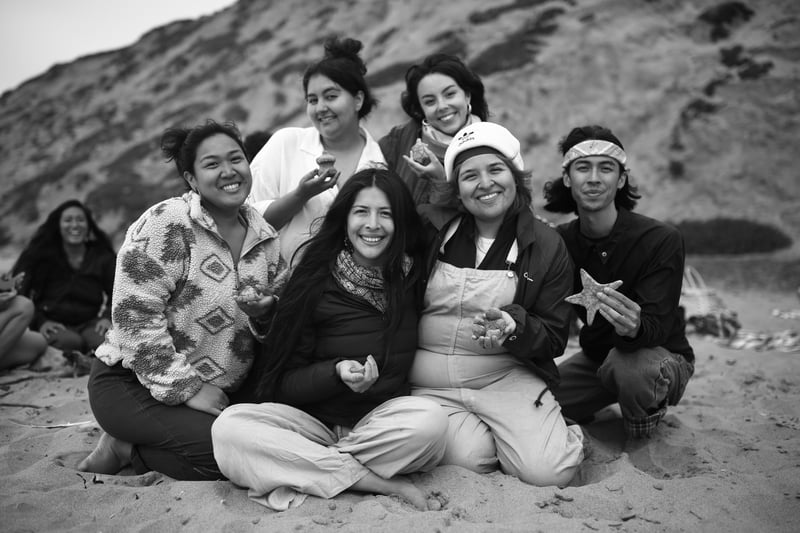 Wild Clay Foraging Beach Workshop: Hike, Gather and Sculpt - Gallery image