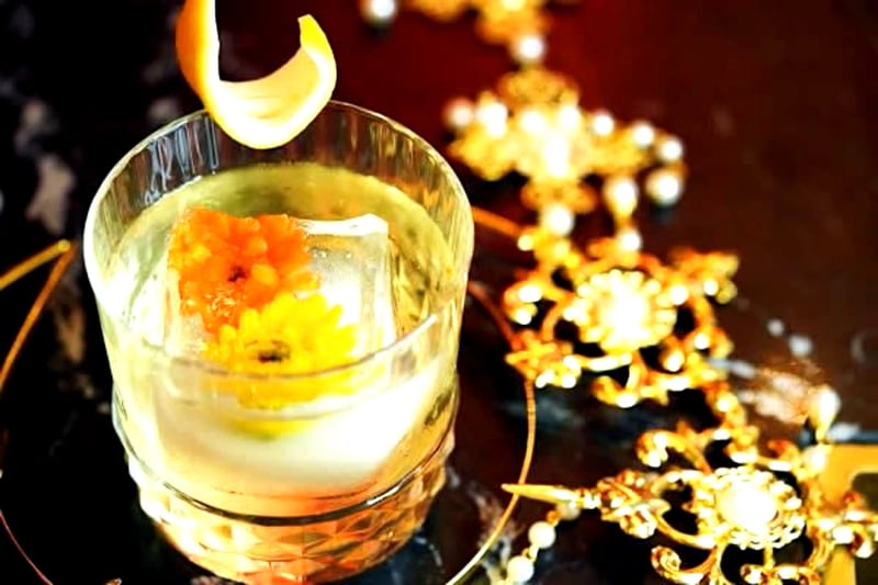 Spacious Bar & Lounge for Special Occasions in SoMa - Gallery image