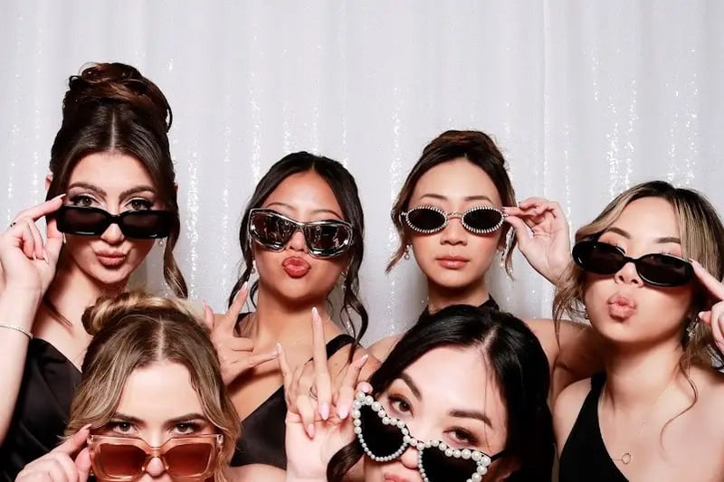 3 Hours Glam Package: DSLR Studio-Quality Photo Booth Rental - Gallery image