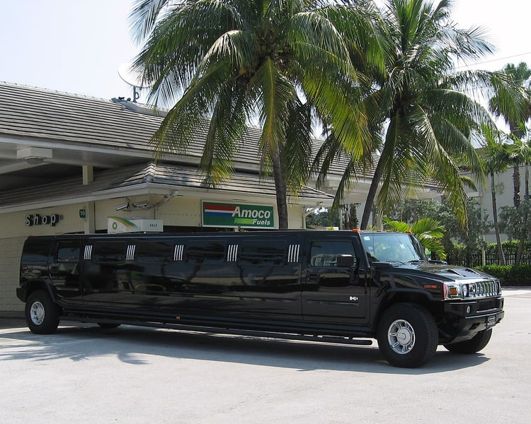 18 Passenger H2 Hummer Premium Rental for Weddings & Celebrations - Featured image