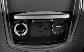 Lincoln MKT Town Car Luxury Rental for Airport Transfers & Events - Gallery image