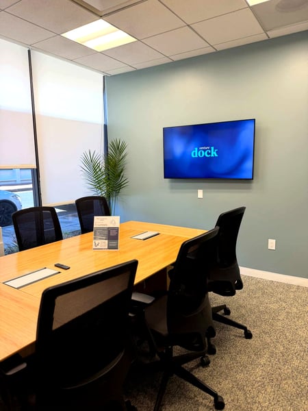 Intimate Meeting Room for Events in Downtown North - Gallery image