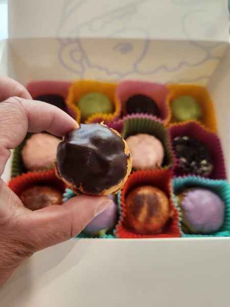 Assorted Mini Cream Puff - Gallery image