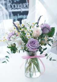 Beginner Floral Design Workshop (Instructor Travels) - Gallery image