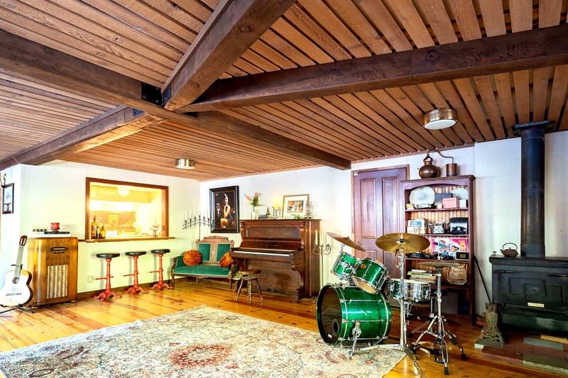 Speakeasy-Style Music Studio | Private Events - Gallery image