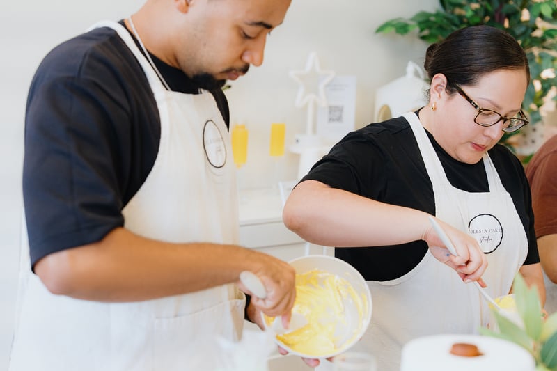Floral Dome Cake Decorating Class with Mimosas and Snacks - Gallery image