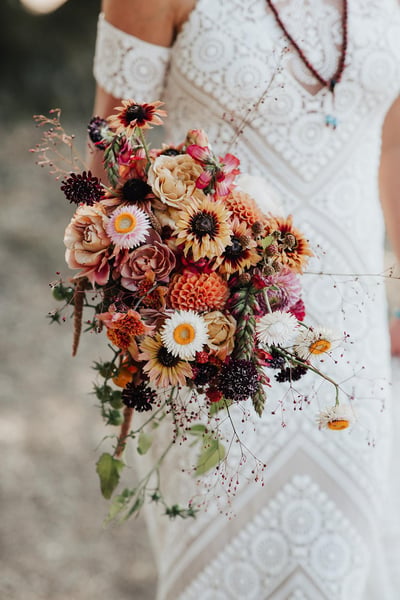 Full-Service Wedding Floral Design for Grand Celebrations - Gallery image
