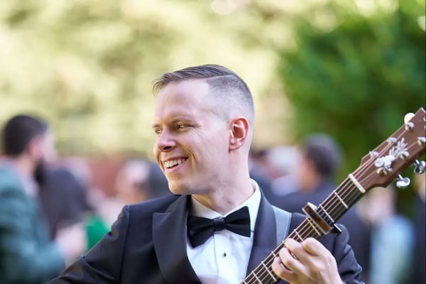 Starting Package - Engagement - Featured image