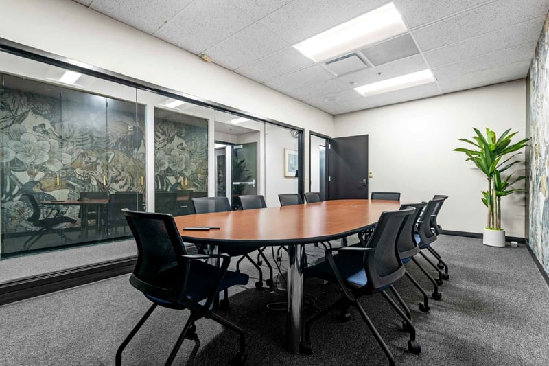 Alluring Meeting Room for Hosting - Gallery image