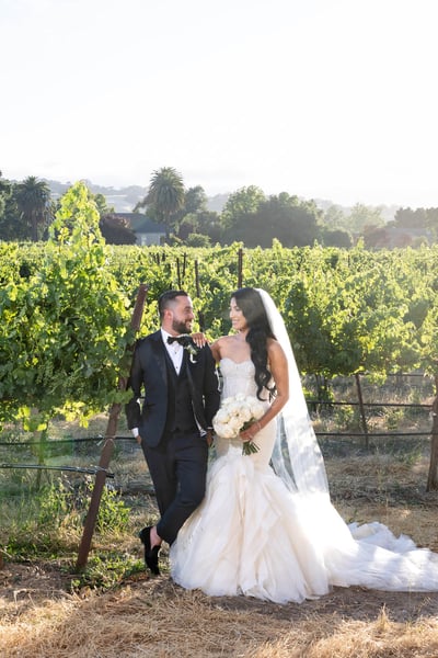 Thirty Minute Wedding Photographer Portrait Session Package - Featured image