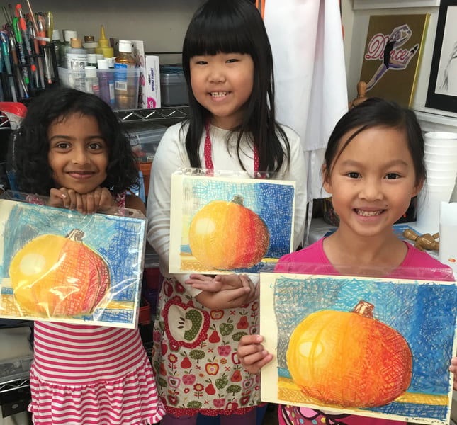 Kids Art and Craft Camp with Drawing, Ceramics and Suncatchers - Gallery image
