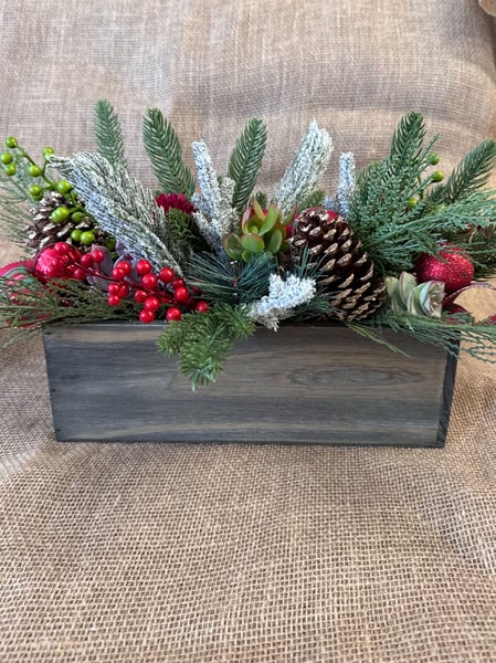 Holiday Greenery Wreath Workshop - Gallery image