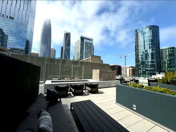 Intimate Rooftop | Private Events in Rincon Hill - Anniversary in San Francisco - Featured image