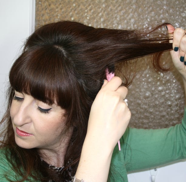 Retro Hair Teasing Workshop: Big Vintage Volume with Pro Tools - Featured image
