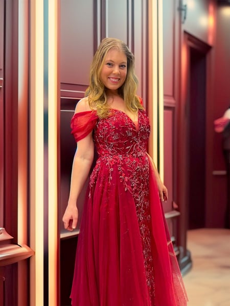 Opera Singer for Birthday and Holiday Party, Professional - Gallery image
