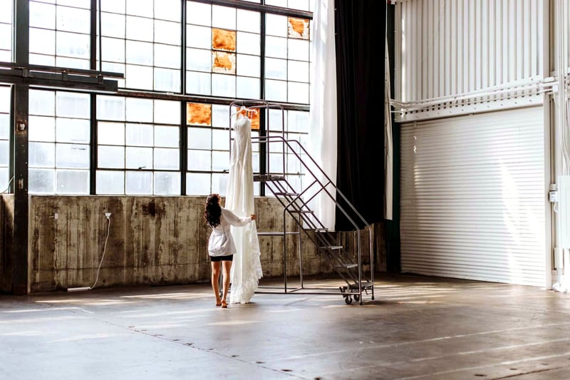 Photo Studio with Skylights and Natural Light - Gallery image