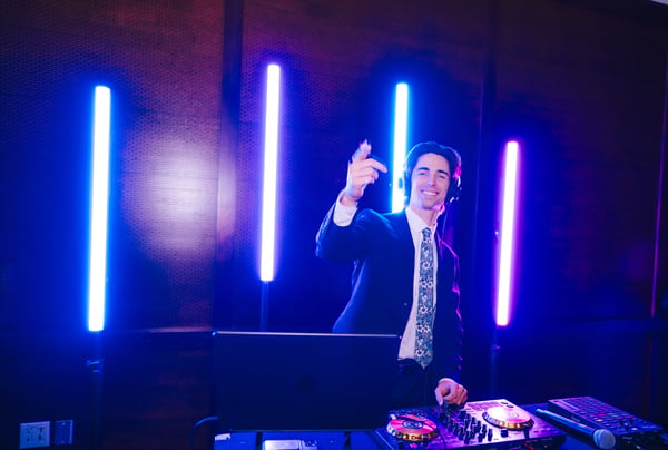 SoCal Event DJ Services for Wedding and Corporate Event - Anniversary - Featured image