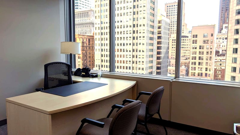 Intimate Meeting Room for Memorable Events in Financial District - Gallery image