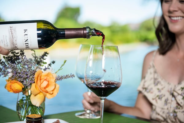 Private Waterside Seating With Wine and Breadsticks for Groups - Reunion in Kenwood - Featured image