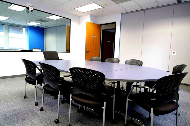 Intimate Meeting Room for Events in Financial District - Gallery image