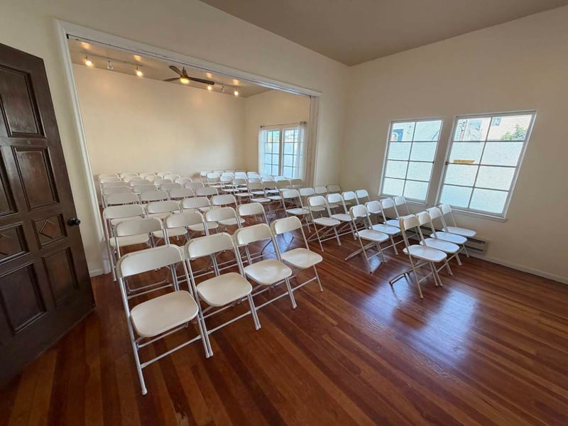 Meeting Room with Courtyard for Events in Mosswood - Gallery image