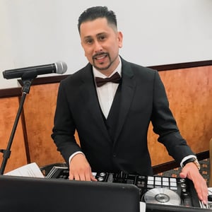 Eight-Hour Wedding Reception DJ MC with Sound and Microphones