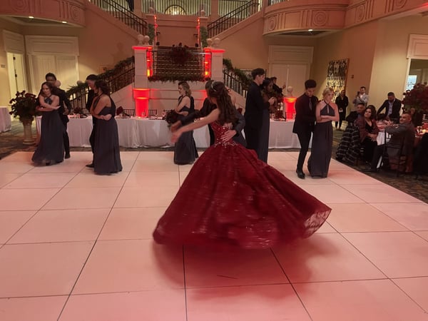 Six-Hour Wedding Reception DJ MC with Sound and Microphones - Anniversary - Featured image