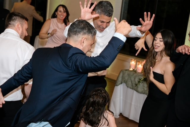 Professional Bilingual DJ and MC Services - Gallery image