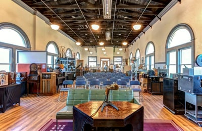 Classic Museum with Sound System for Up to 75 Guests, 2,000 Sq Ft