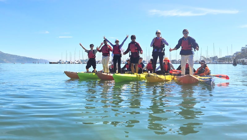 Calm Waterfront Team Kayak Tour With Bay and Skyline Views - Gallery image