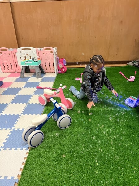 Minnie Bounce House + Soft Play Toddler Bundle Daily - Gallery image