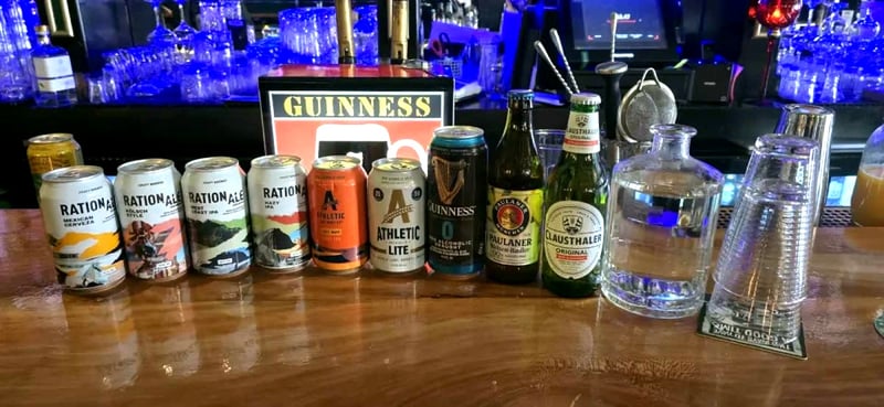 Private Bar & Lounge for Special Occasions in Inner Sunset - Gallery image