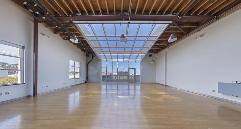 Skyline Gallery with Rooftop Deck - Featured image