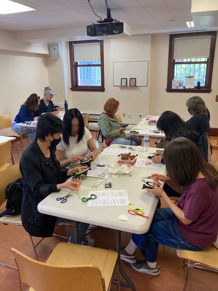 Artful Stitching Embroidery Workshop: Learn to Draw with Thread - Gallery image