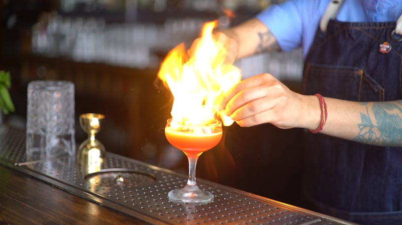 Seasonal Mixology Class: Shake Two Craft Cocktails at a Real Bar - Featured image