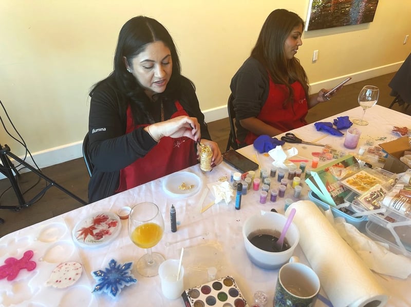 Resin Art Workshop for Team Building - Gallery image