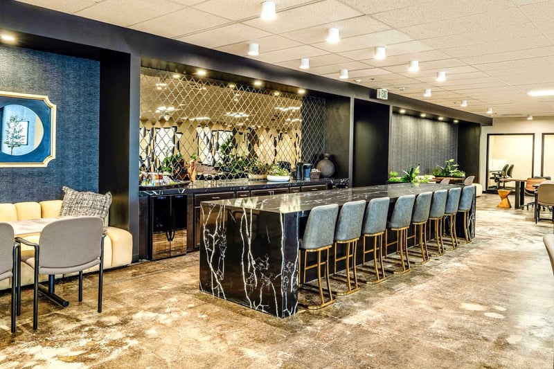 Inviting Meeting Room for Hosting in Oakland - Gallery image