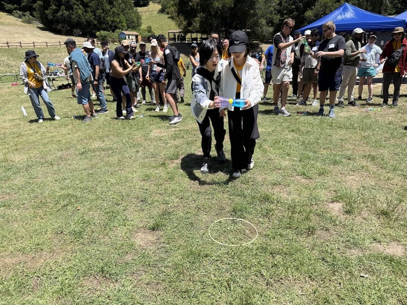 Sales Team Building Robot Showdown – Experiences – photo 4