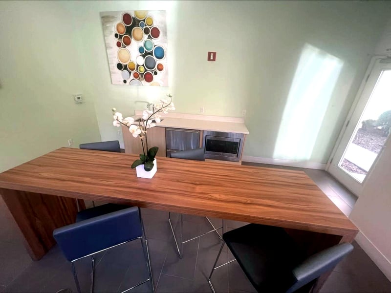 Inviting Meeting Room for Celebrations in Walnut Creek - Gallery image