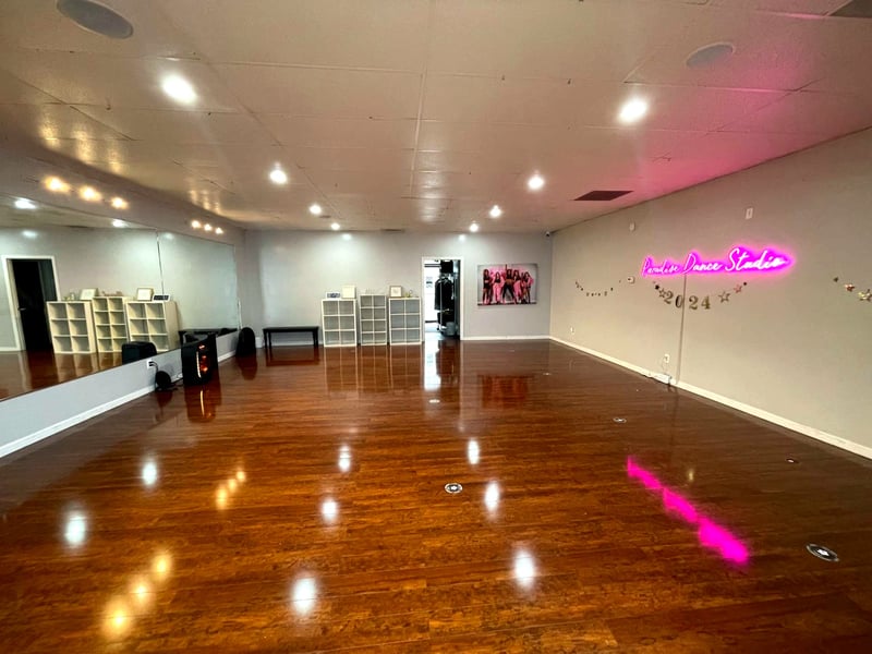 Intimate Dance Studio for Events in Irvington - Gallery image