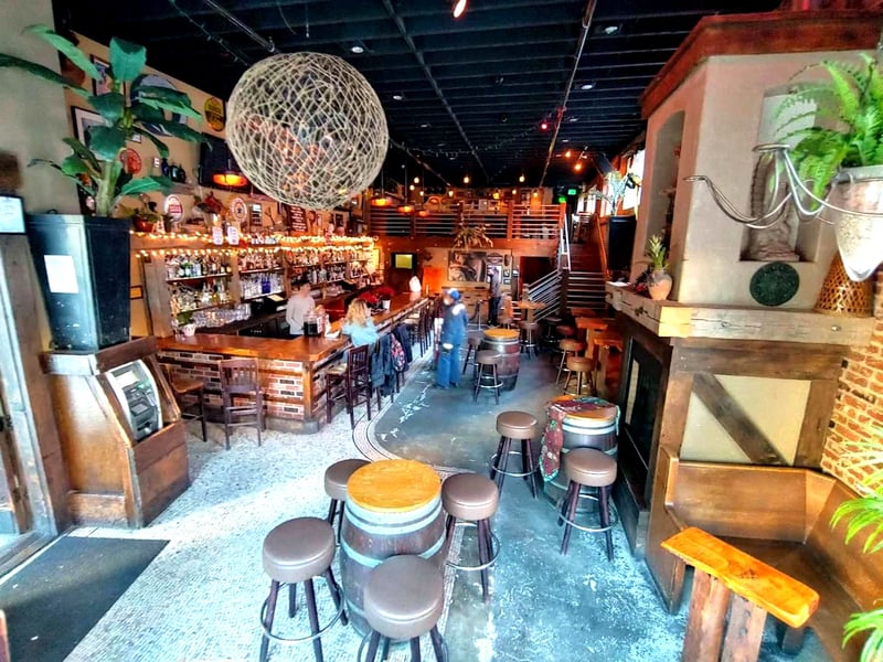 Grand Bar & Lounge for Events in Lower Nob Hill - Featured image