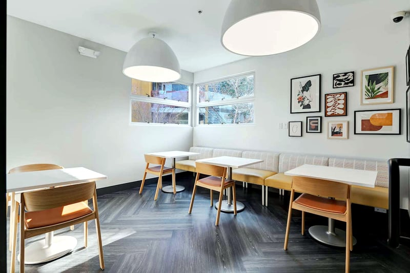 Dazzling Meeting Room for Events - Gallery image