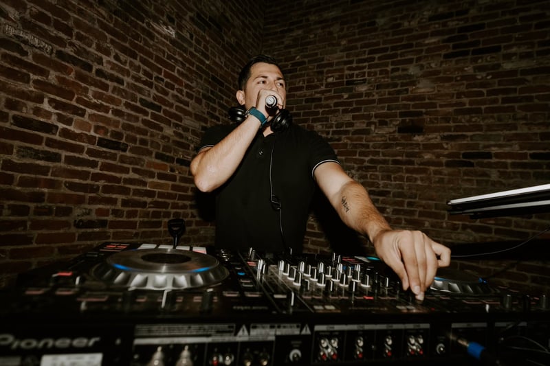 Sacramento Wedding DJ MC with Open Format and Vinyl Sets - Gallery image