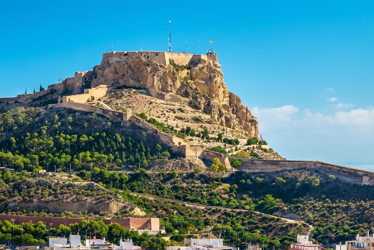 Замок Санта Барбары в Аликанте